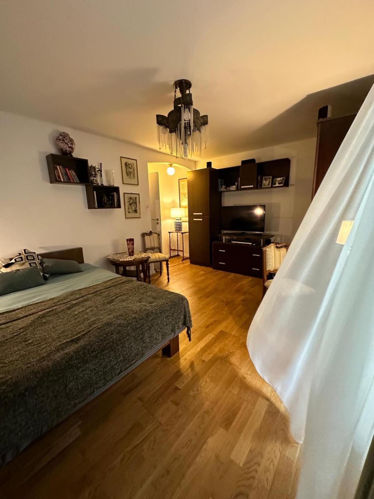 Zora Lejlighed Cluj-Napoca Eksteriør billede